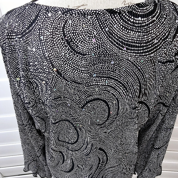 DRESSBARN SEQUINS BLOUSE/TOP - Picture 7 of 15